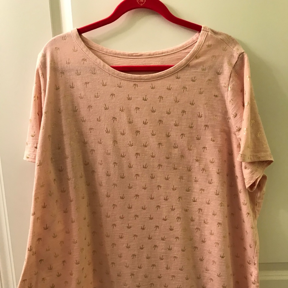 Lane Bryant tee shirt - pink with gold palm trees